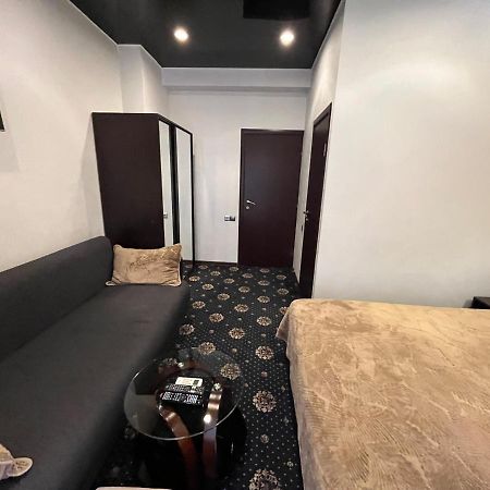Hotel New Royal Tbilissi Extérieur photo
