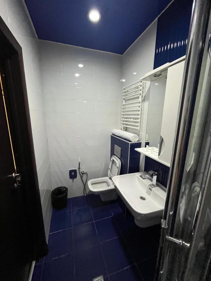 Hotel New Royal Tbilissi Extérieur photo