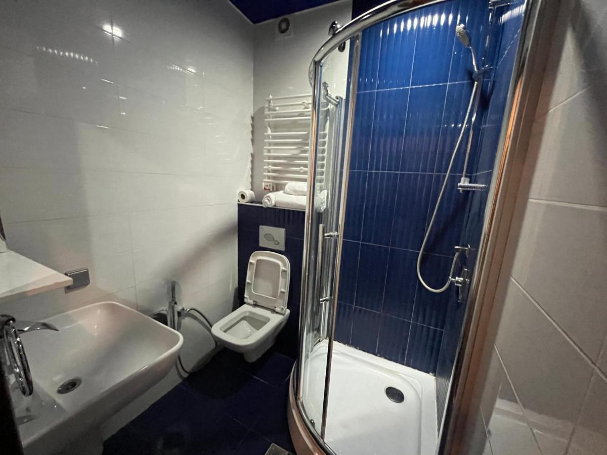 Hotel New Royal Tbilissi Extérieur photo