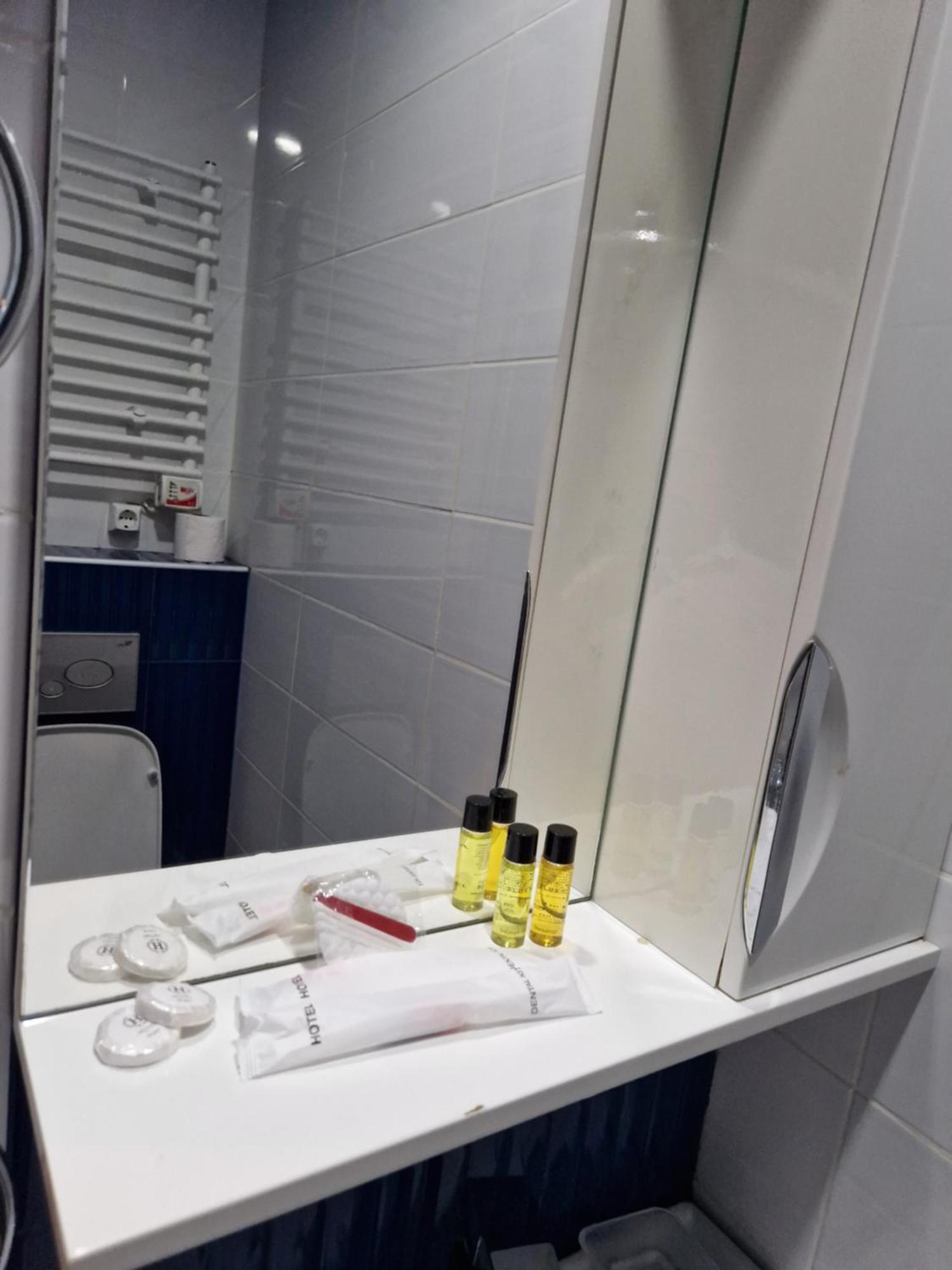 Hotel New Royal Tbilissi Extérieur photo